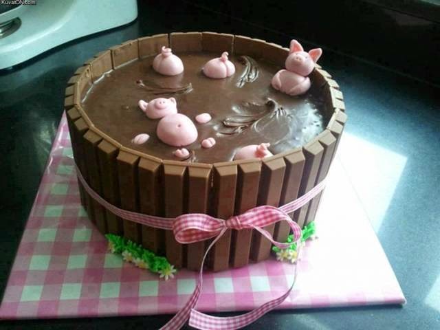 26 Of The Most Creative Cakes That Are Too Cool To Eat Pigs in mud Cake