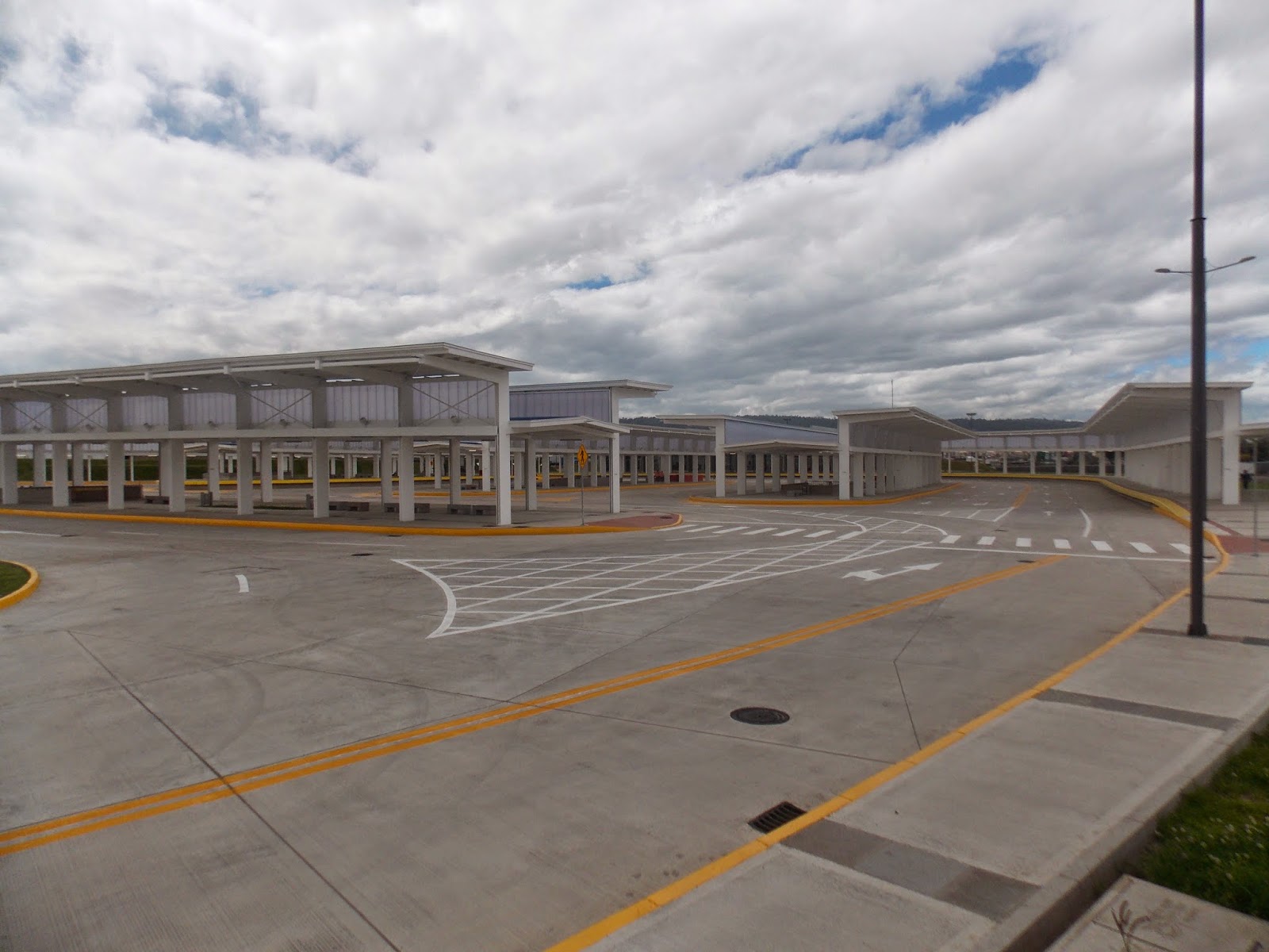Los ladrillos de Quito Estación El Labrador (Metro de Quito)