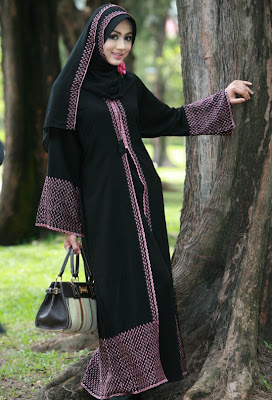 Cantik dan Bergaya dengan Busana Muslim_a.jpg