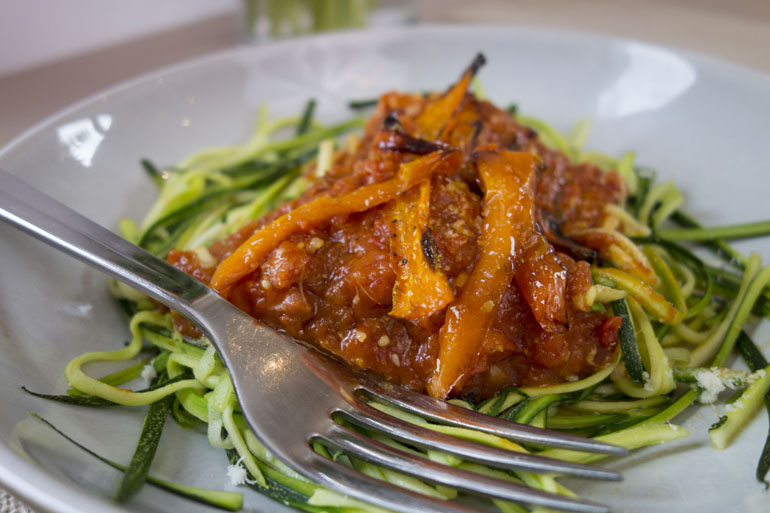 Spiced Tomato Courgetti with Garlic and Pancetta