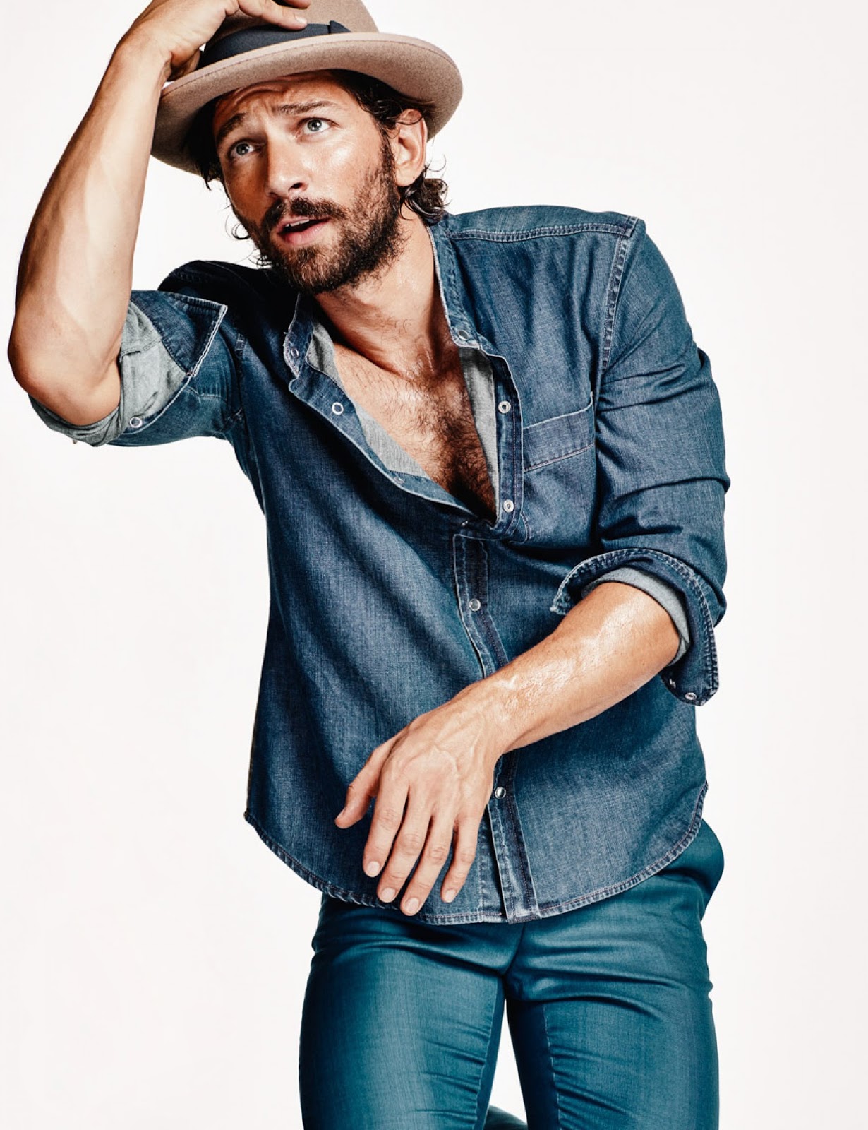 Michiel huisman crista cober vogue netherlands may 2017 Michiel huisman crista cober vogue netherlands may 2017