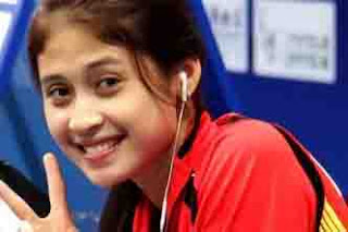 RIZKY AMELIA PRADIPTA BADMINTON 2015