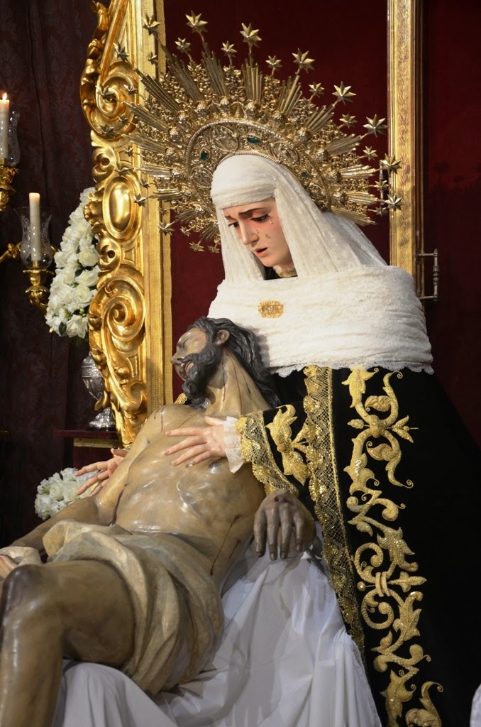 Hermandad de la Sagrada Mortaja Besamanos Un poco de Sevilla