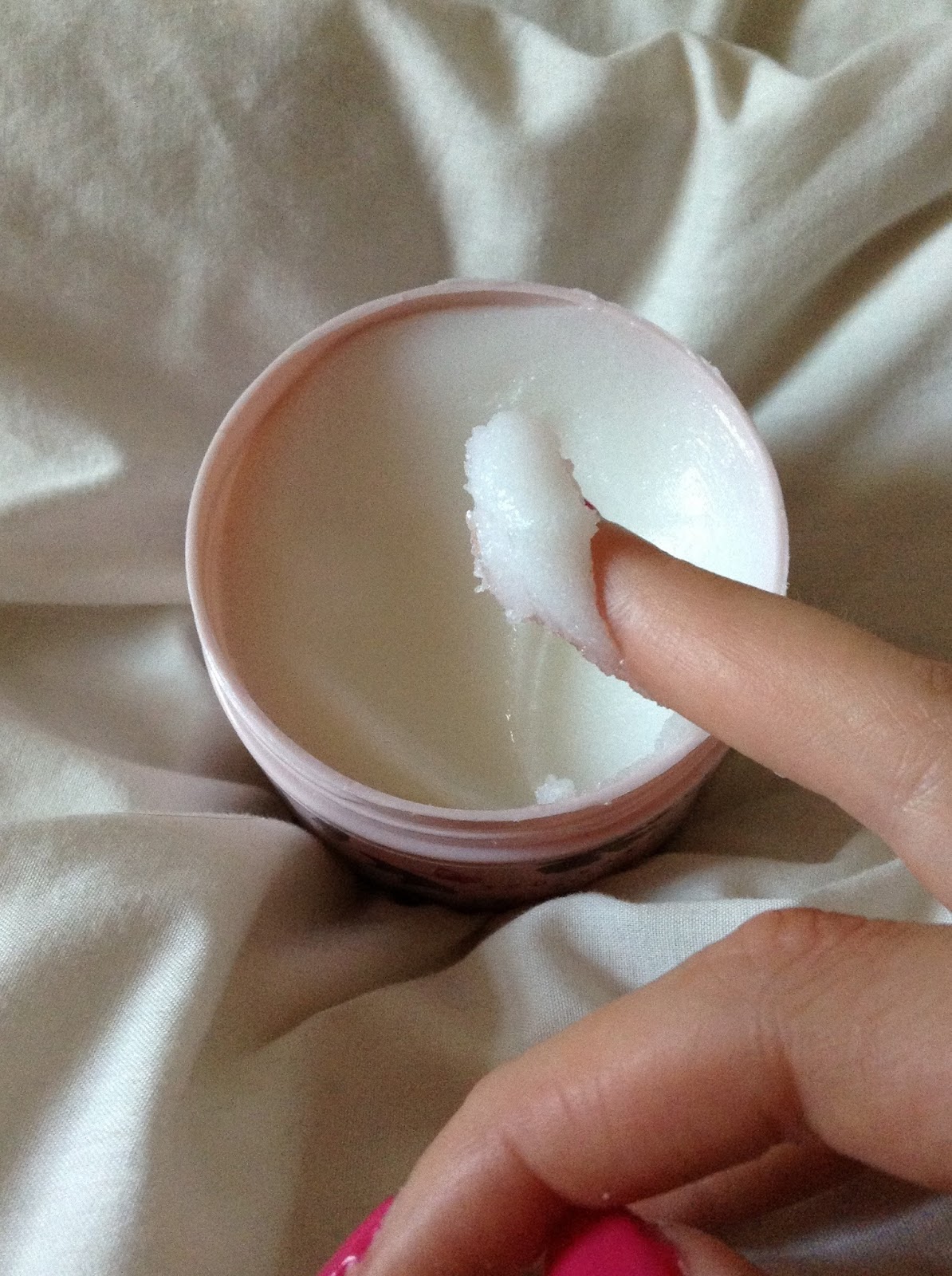 The Powdered Nose Ted Baker London Body Scrub Review