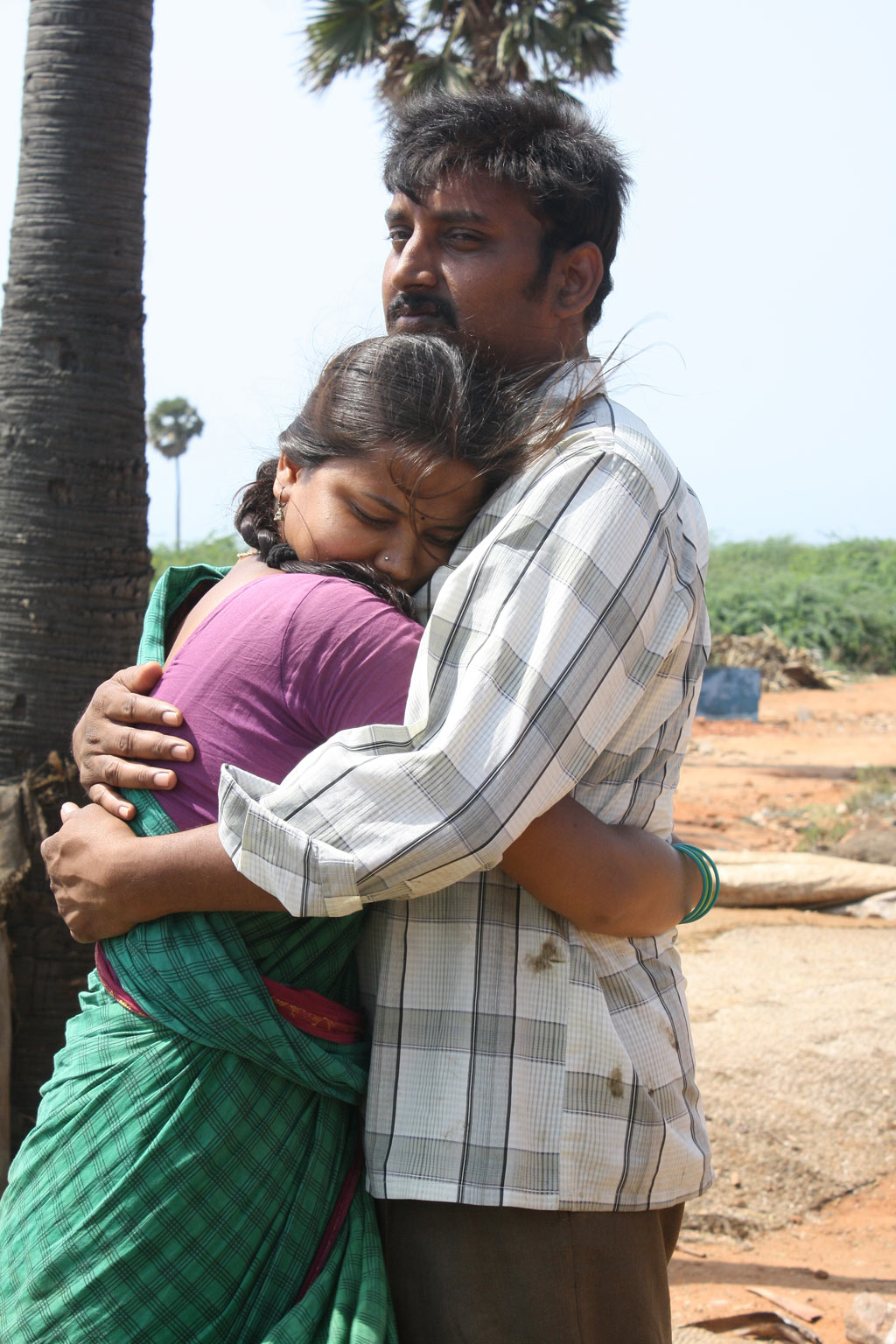 Meenavan Movie Hot Stills Meenavan Gallery Latest Tamil Movie Stills Moonramkonam Now Tamil movie news, reviews, photos, stills, trailers, videos & interviews. moonramkonam com