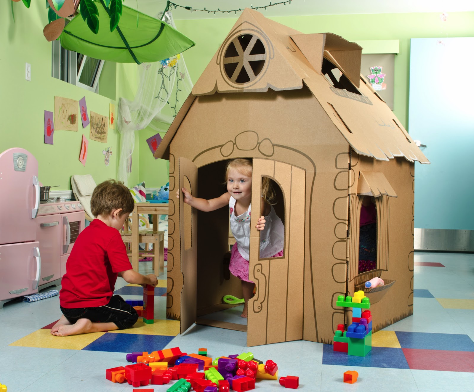 MamaBreak My Pretty Playhouse Review