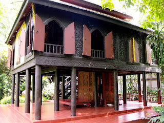 MUSEO SUAN PAKKAD PALACE, BANGKOK. TAILANDIA