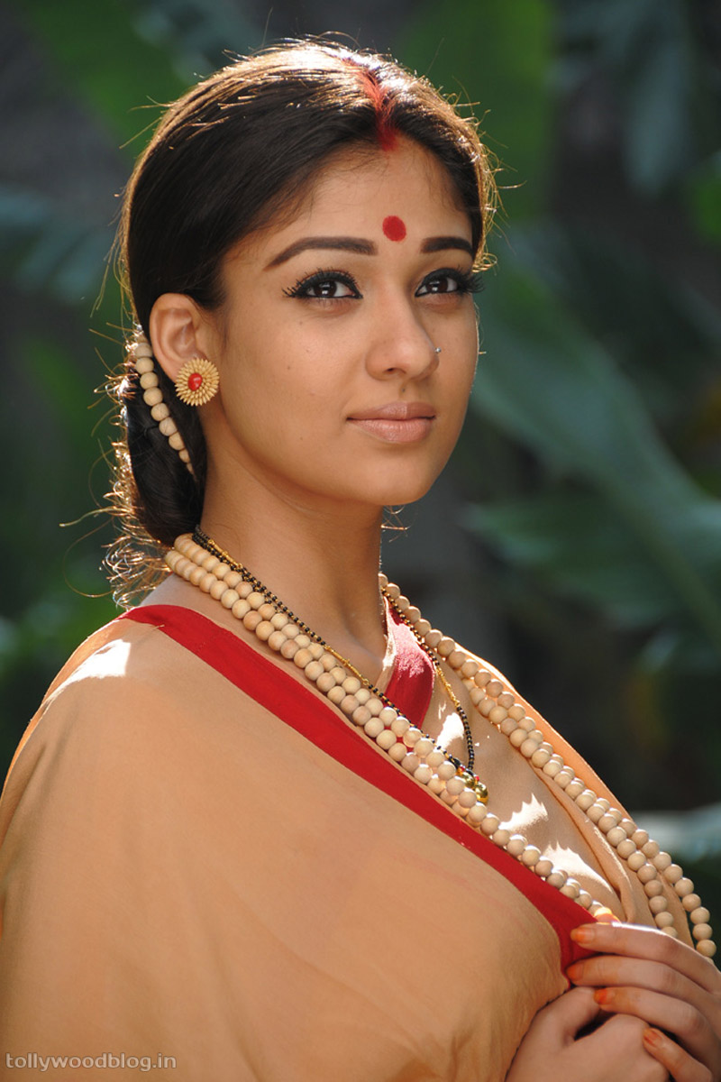 Nayanthara Photos as Sita in Sri RamaRajyam