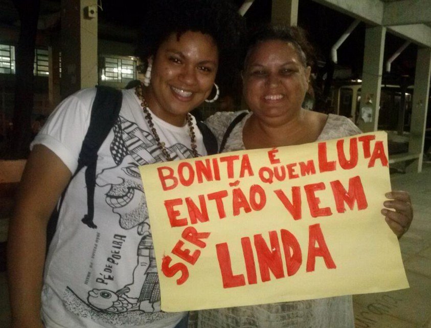 Sou Branca E Minhas Partes íntimas São Pretas Escreva Lola Escreva: EU, MAIS OU MENOS BRANCA