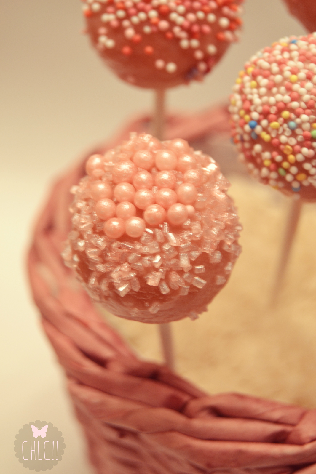 COMO HE PUESTO LA COCINA CAKE POPS DE FRAMBUESA