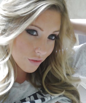 Samantha Saint Selfie Samantha Saint Selfie
