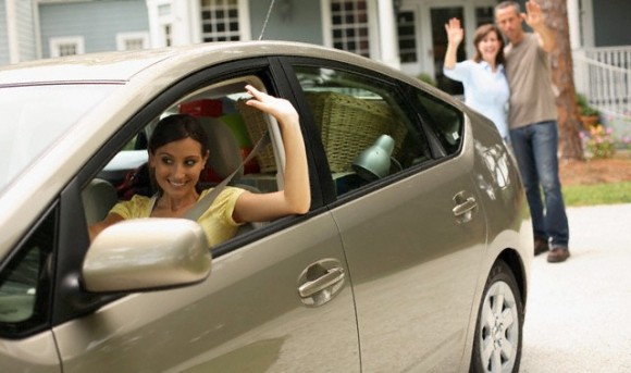 driving age should stay at 16 The minimum age to hold a full car licence is 17, or 16 for some let's look at this instead of increasing the age of driving it should be raised to the age. driving age should stay at 16 The minimum age to hold a full car licence is 17, or 16 for some let's look at this instead of increasing the age of driving it should be raised to the age.
