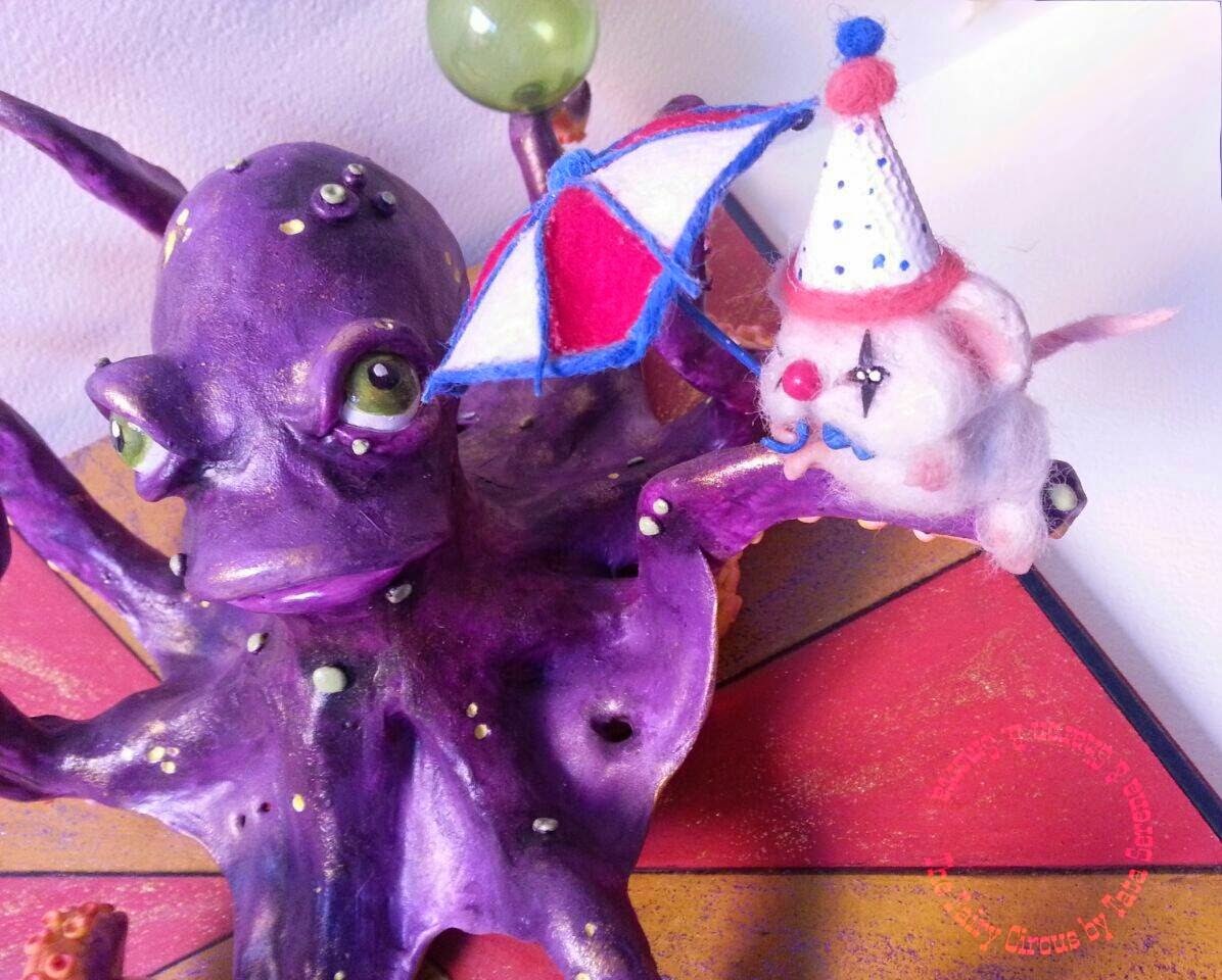 ooak mice mouse polymer clay octopus circus circo topo topi piovra miniature miniatura arte art fantasy