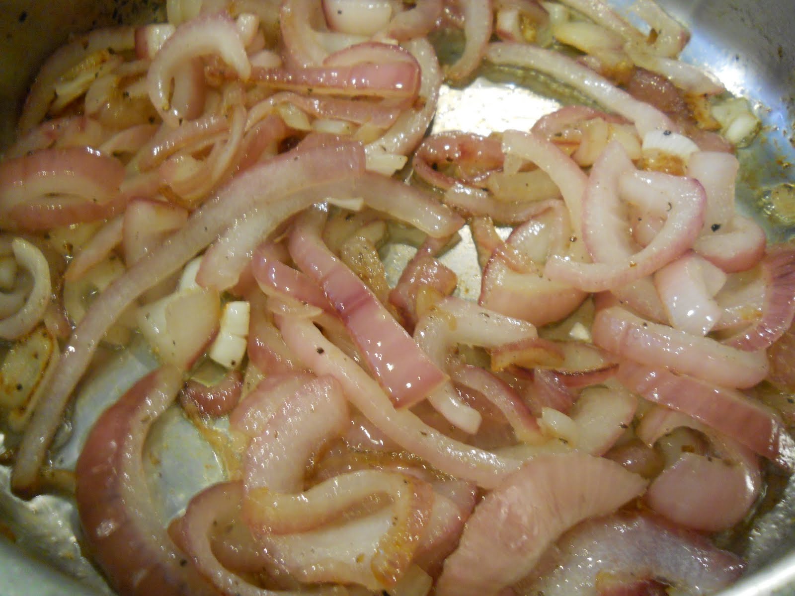 Fergie's Bites Wine Caramelized Red Onions