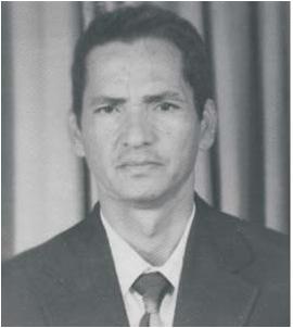 EL PERSONAJE DEL DOMINGO Julio Antonio Coiscou Matos (Neno) El Faro