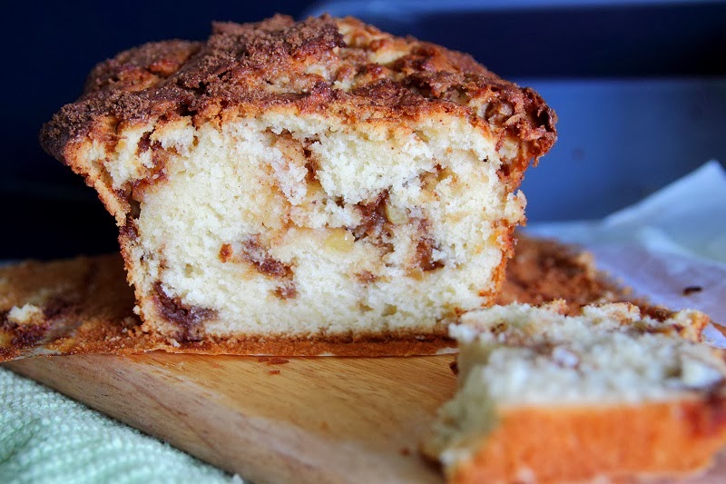Apple Cinnamon Loaf Cake