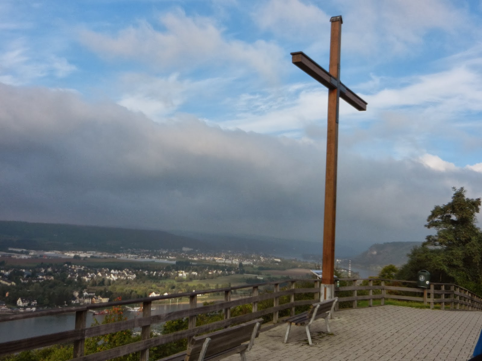 Der Wanderfreund Wilder Rheinsteig Etappe 4 Linz Nach Bad Honnigen