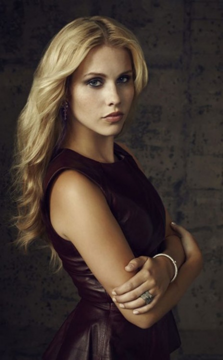 Claire Holt, H2O Just Add Water Wiki