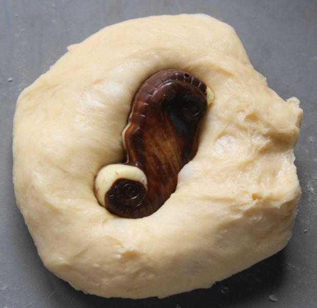 Treat me Chocolate Honey Buns The KitchenMaid