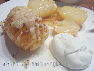 Schwedische Fächerkartoffeln mit Quark