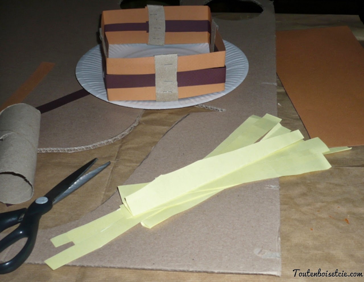 atelier de Pâques, activité créative, réalisation du nid