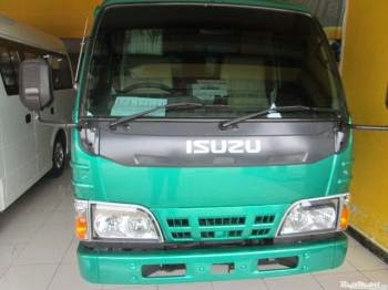 Micro Bus Isuzu