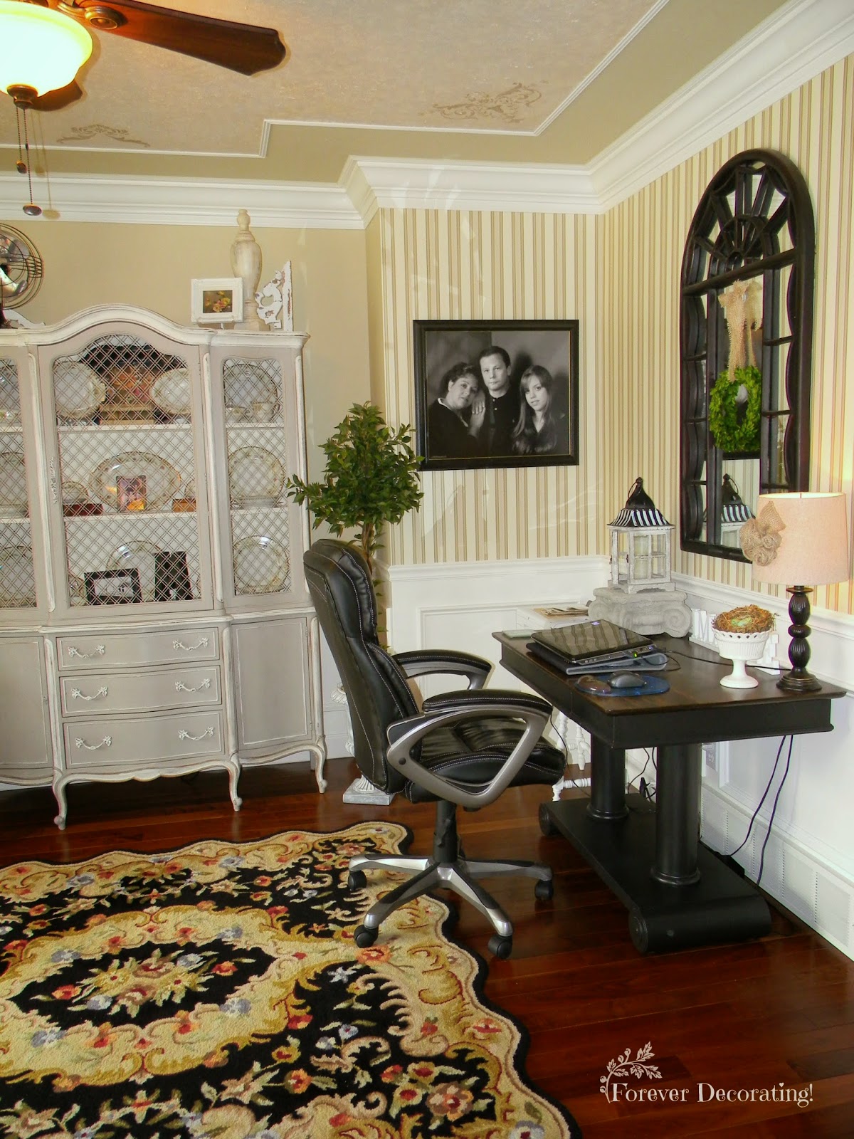 Forever Decorating! Beautiful Book Page WALLS!