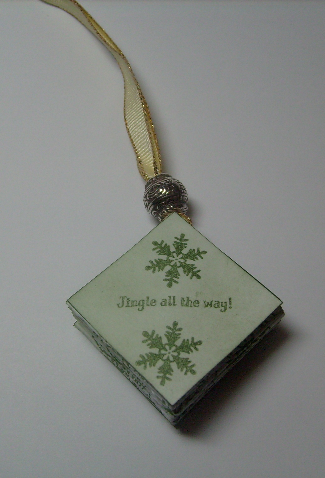 Night Owl Designs: Christmas Ornament / Tag Tutorial