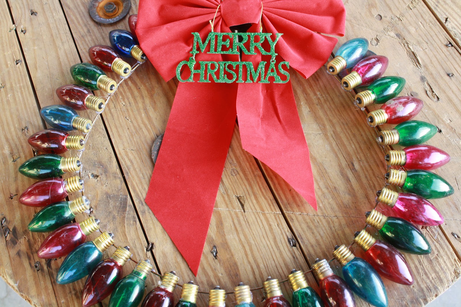 Joyful Treasure Hunting Joyful Creations Christmas Light Bulb Wreath