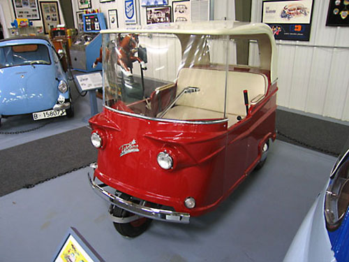 micro carros - microcars - Taylor-Dunn Trident