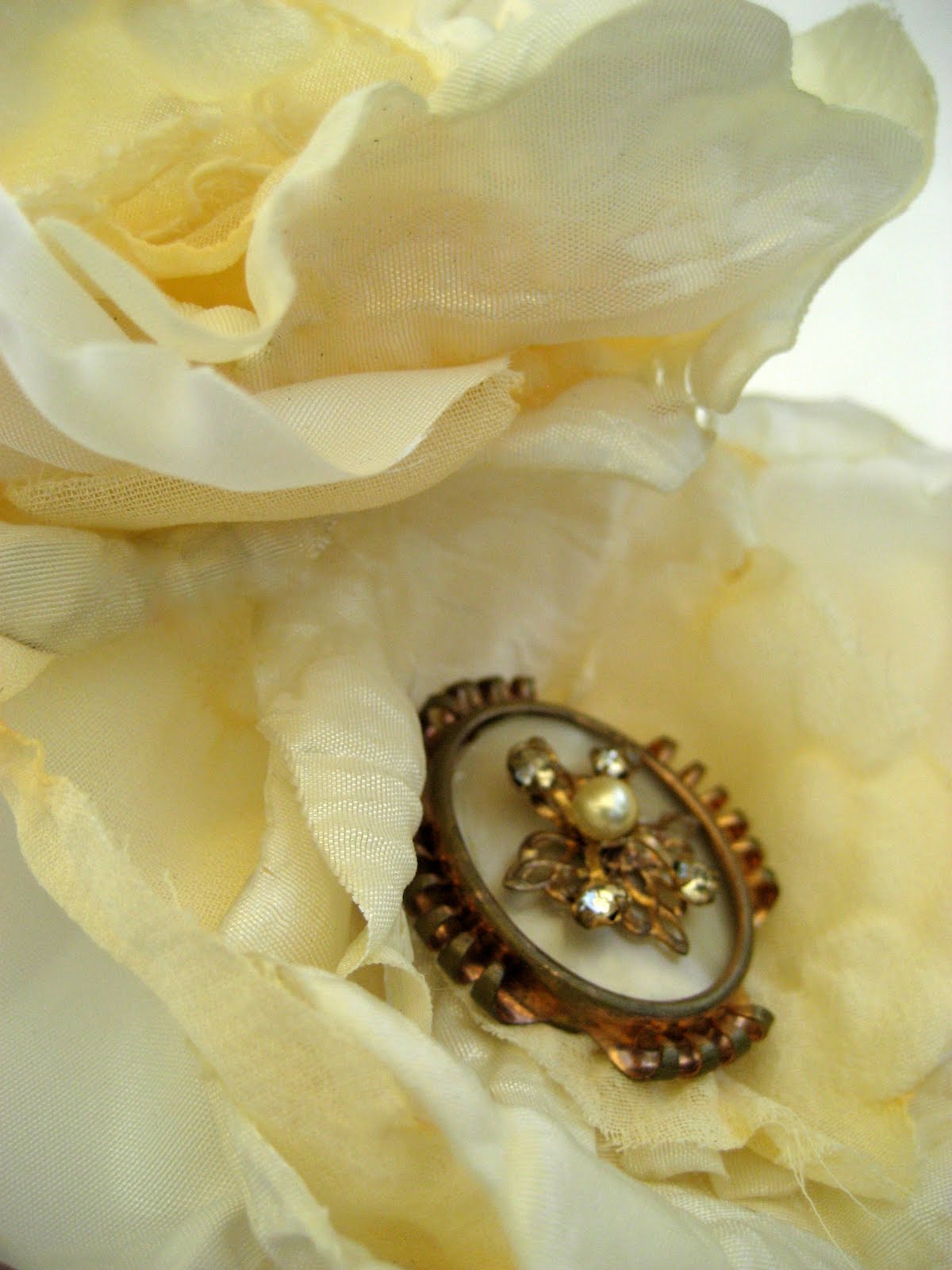 Running With Scissors DIY Fabric Flower Wedding Bouquet