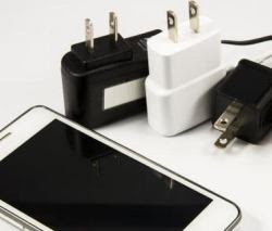 caricabatterie cellulare caricabatterei unico per tutto