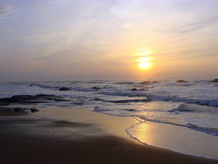 09. Kondakarla Ava beach — Vishakhapatnam While the fresh water Kondakarla Lake and the Kondakarla bird sanctuary are the main draws, beach activities like kayaking and boat riding also make this beach popular on the east coast. Who goes: Families tend to flock here for the weekend. Getting there: The beach is 60km from Vishakhapatnam, so hiring a car is the easiest way to get here. Stay at: Private guest houses, as there are no proper hotels or resorts in the village except paying guest rooms provided by the locals.