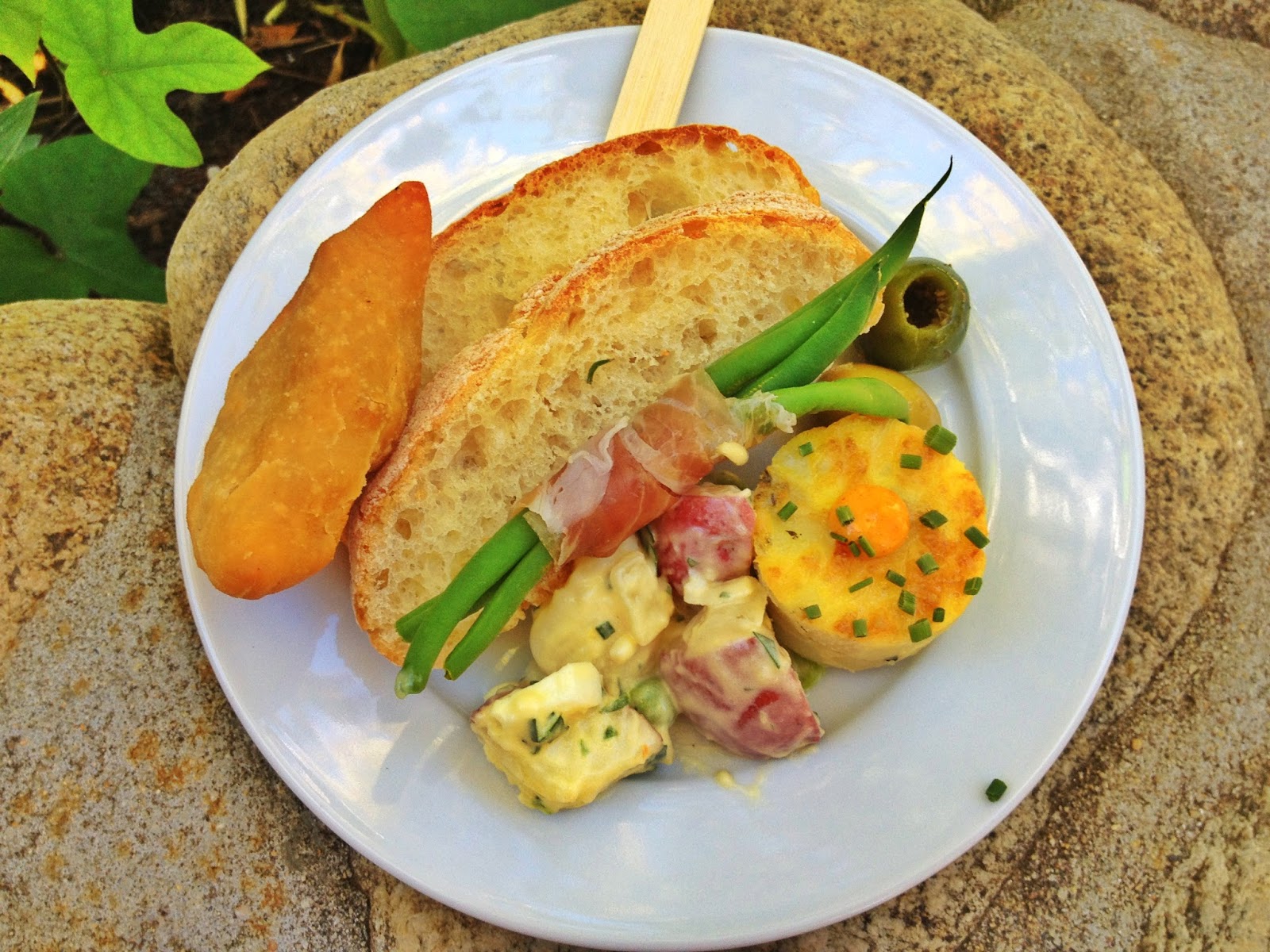 Carmel Wedding Chow Down USA