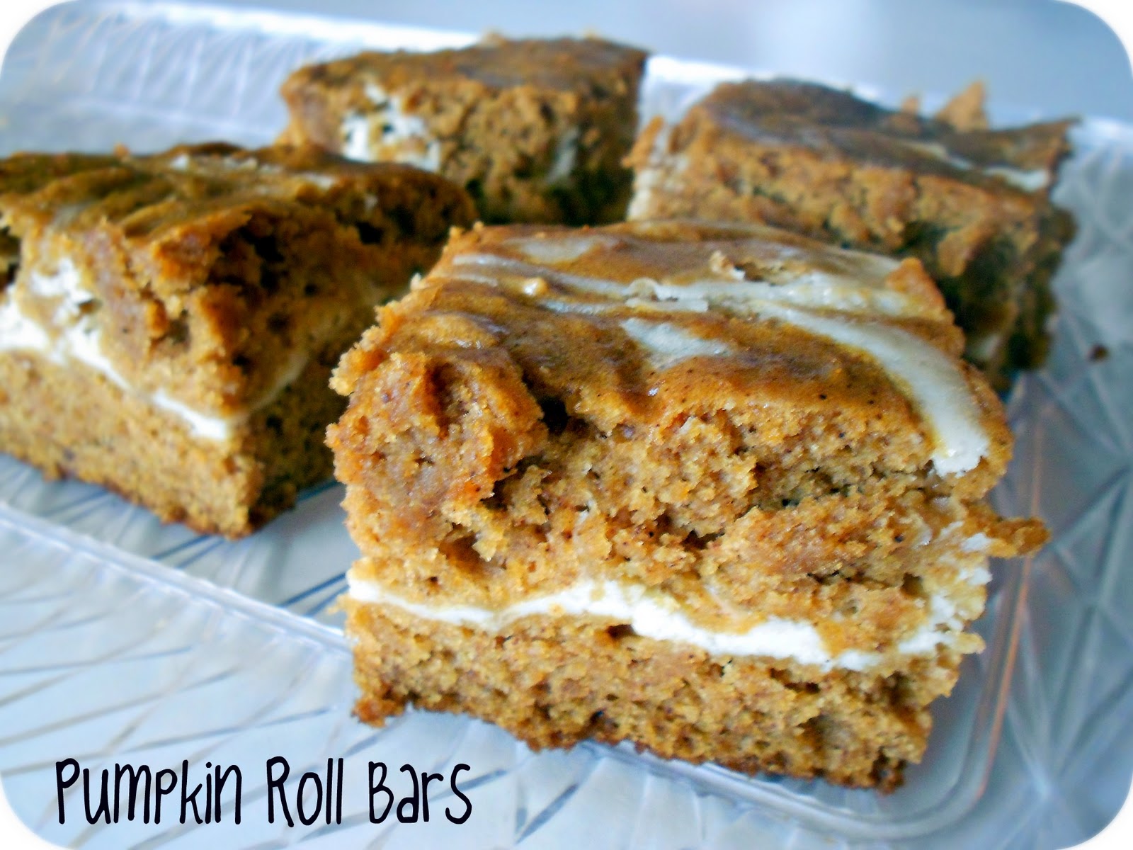Cream Cheese and Pumpkin Roll Bars Recipe / Six Sisters' Stuff Six