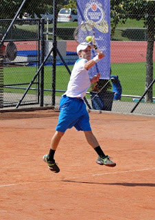 S O L A R M E D I A Die Aargauer Aew Geht Solar