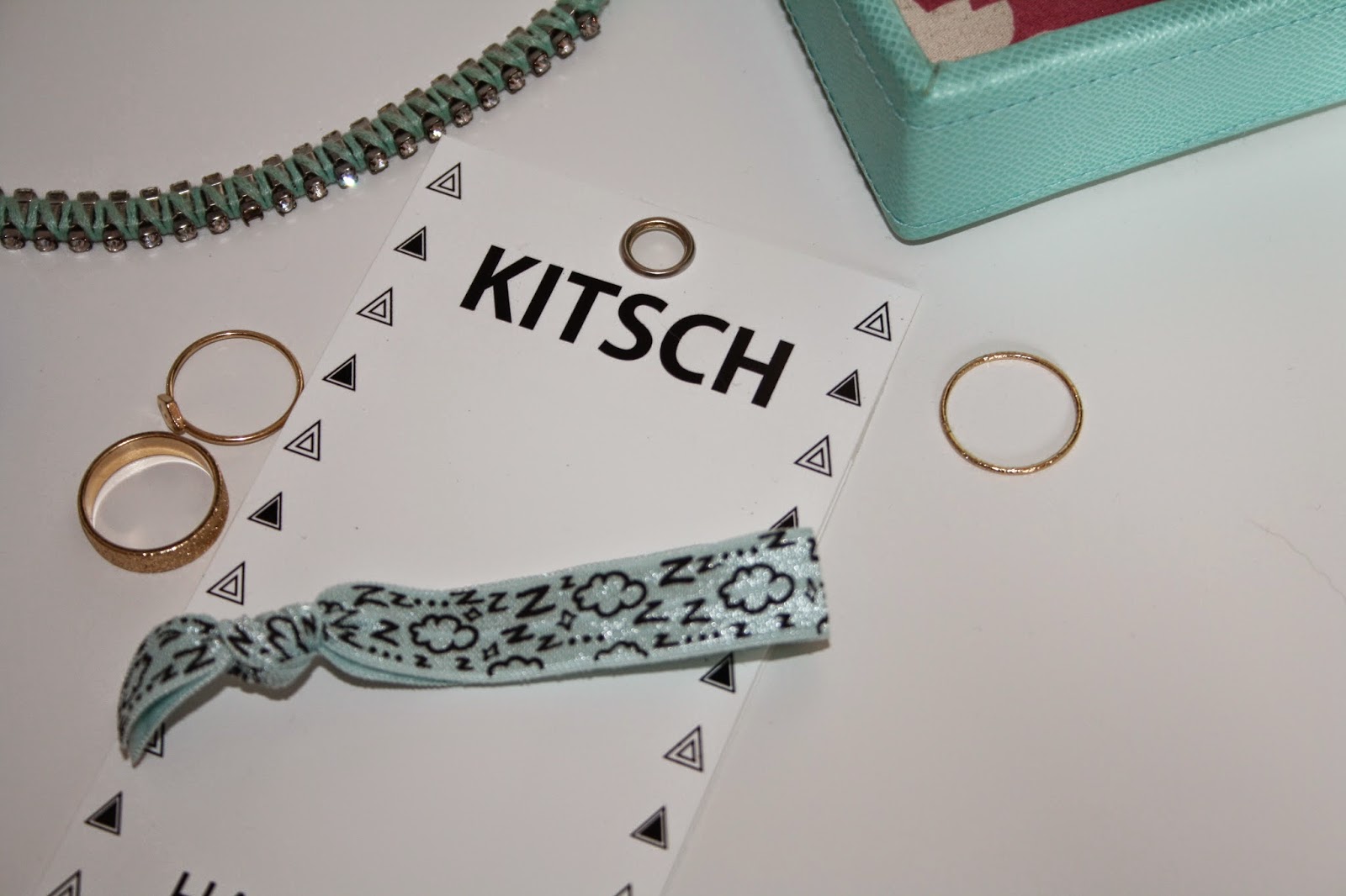 REVIEW MYKITSCH HAIR TIES PRETTY YOUNG THING