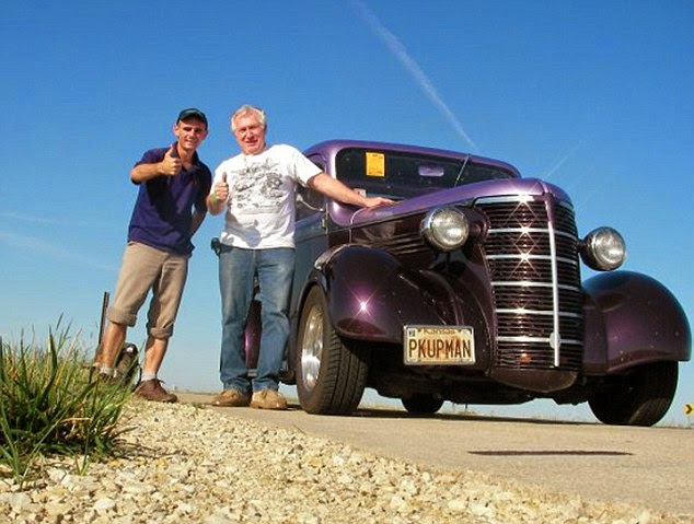 Pictured here in the USA. The 29-year-old globetrotter has hitched lifts with cars, boats, planes and even a donkey since he set off from Caen, Normandy. - A Big Thumbs Up. Traveller Hitchhikes 100,000 Miles Around The World Without Spending Any Money Pictured here in the USA. The 29-year-old globetrotter has hitched lifts with cars, boats, planes and even a donkey since he set off from Caen, Normandy. - A Big Thumbs Up. Traveller Hitchhikes 100,000 Miles Around The World Without Spending Any Money