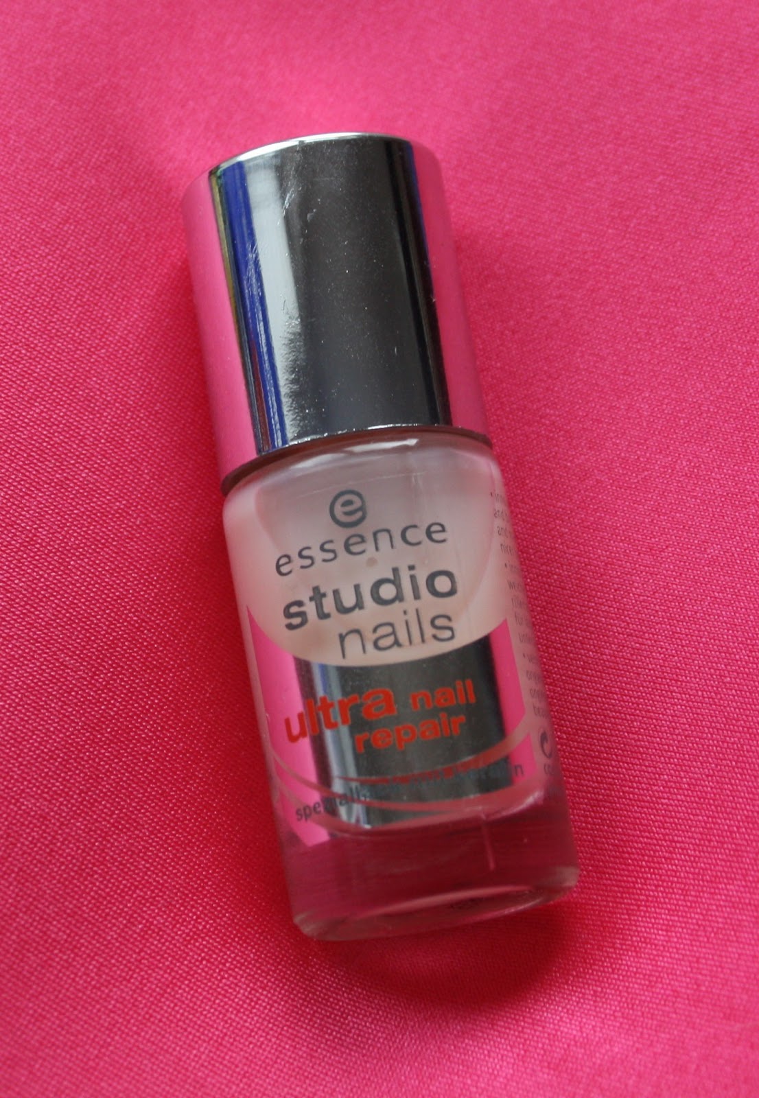 el_cosmetico Essence Studio Nails Ultra Nail Repair