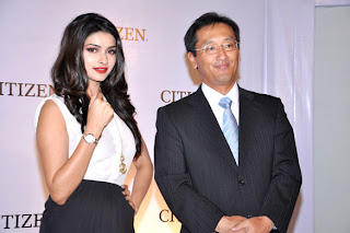 Prachi Desai at unveil of Citizen L collection