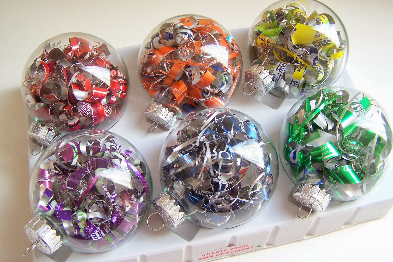 How to Recycle: Recycled Christmas Tree Ornaments