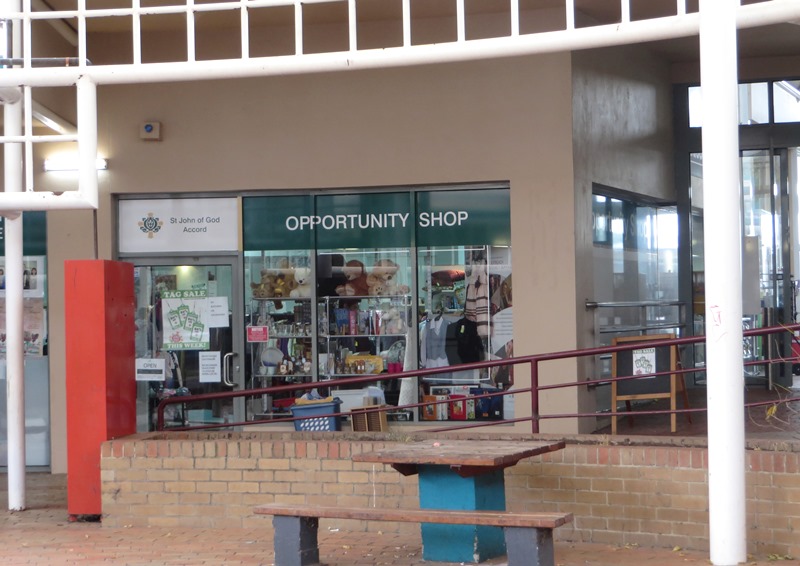 TT Op Shops Melbourne NE Greensborough Apollo Parkways