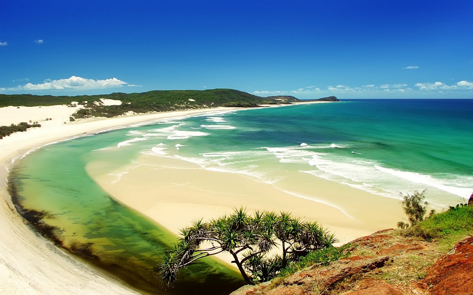 http://2.bp.blogspot.com/-qNQPTcb-D0M/Ta3VWcJkaMI/AAAAAAAAAFI/i-w7AbWWTKM/s1600/beach6_1920x1200.jpg