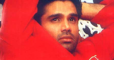 Just Articles: sunil shetty biography + family pics
