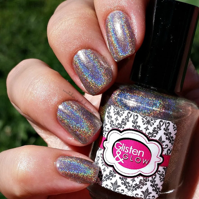 swatcher, polish-ranger | Glisten & Glow Silver Streak in the sun