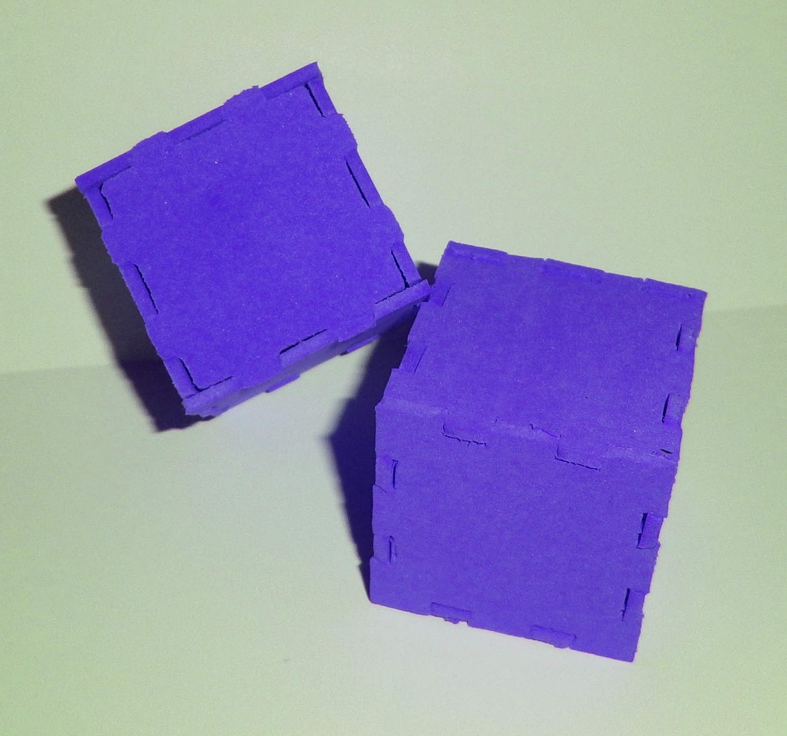 sbrb Box Maker from download to inkscape to make the cut to zing and a box