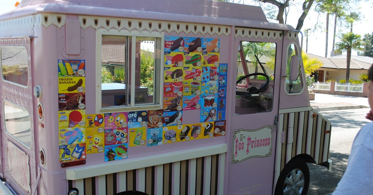 Jac o' lyn Murphy Screamin' in Pasadena (ice cream that is)