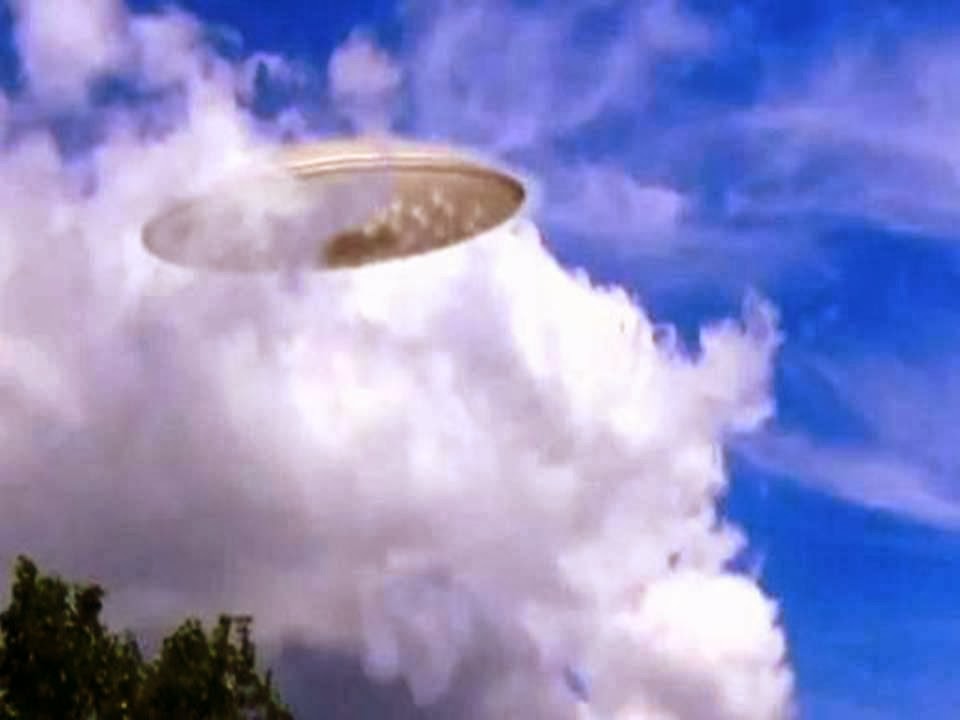 TOP 10 UFO Government Whistleblowers of All Time 2014 UFO Sightings