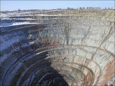 O cu do mundo, a maior mina de diamantes