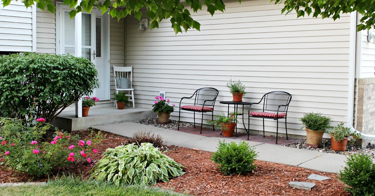 Happy At Home Entrance Patio